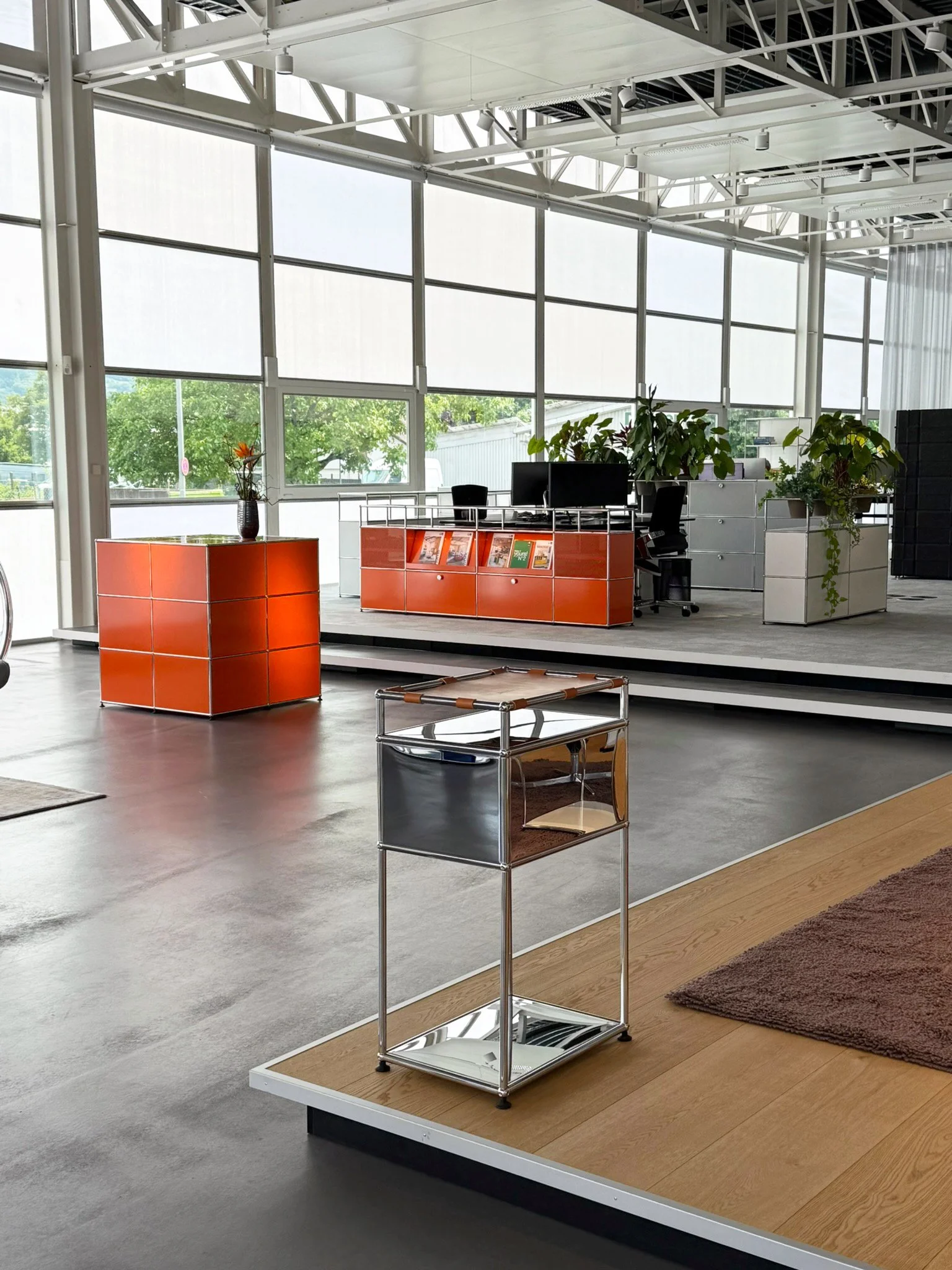 USM Haller Interieur mit ries+kramer Veredelung